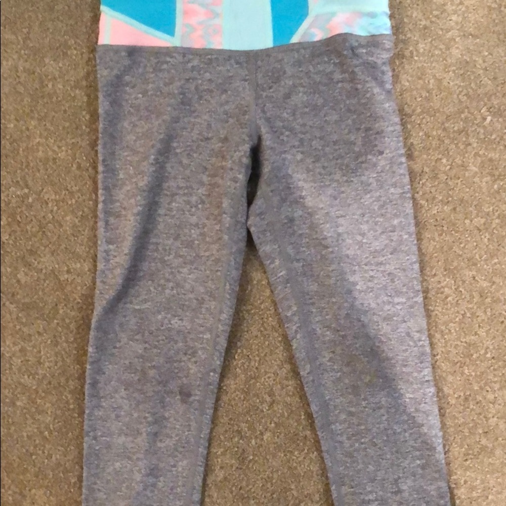 Ivivva girls cropped leggings